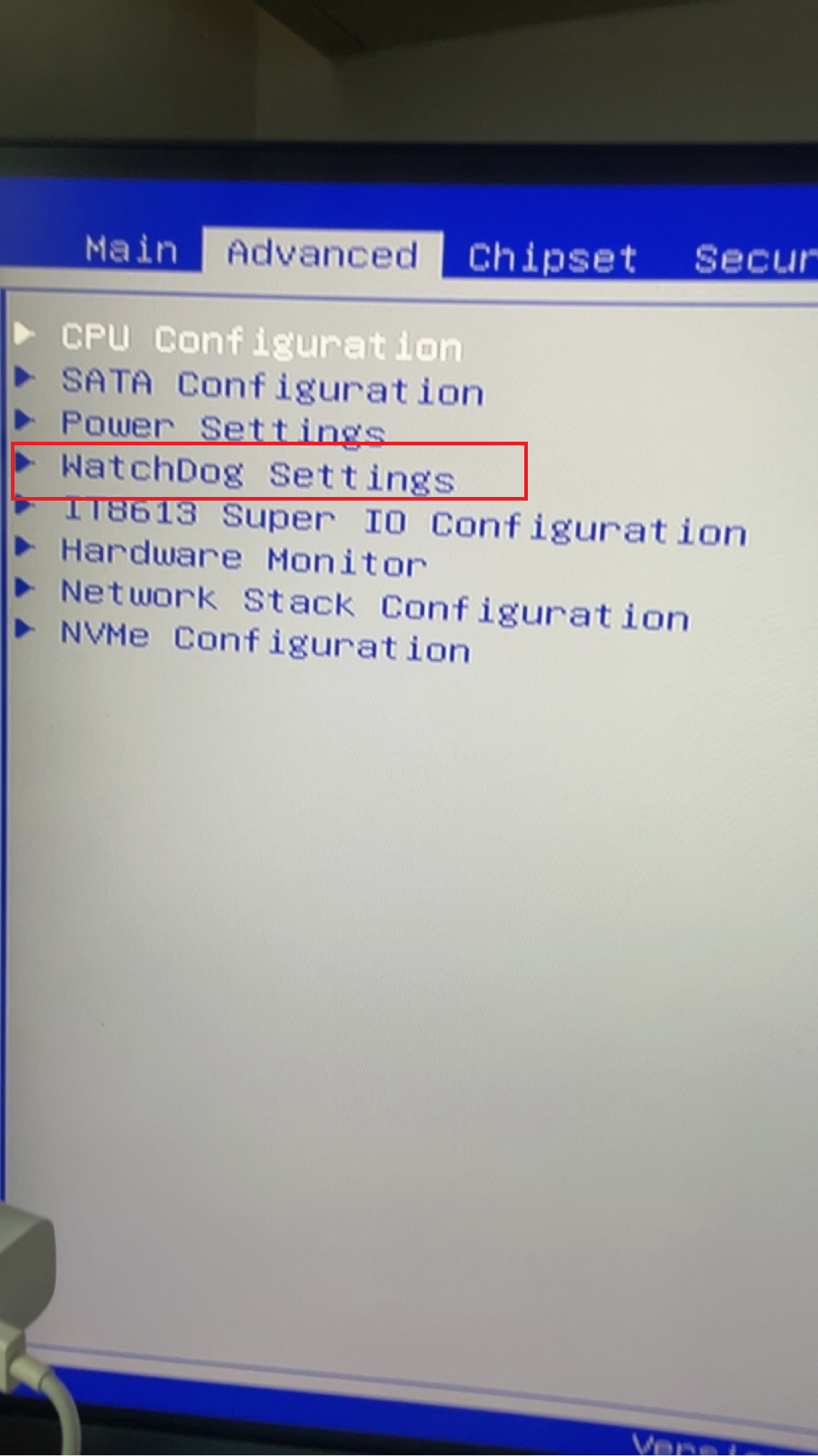 绿联DX4600设置从U盘启动的方法